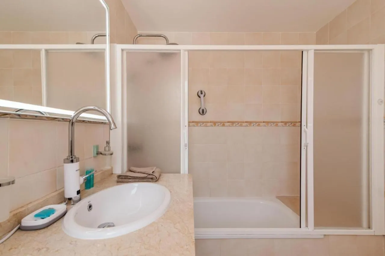 Comfortable Villa Private Garden Costa Adeje  Costa Adeje (Tenerife)